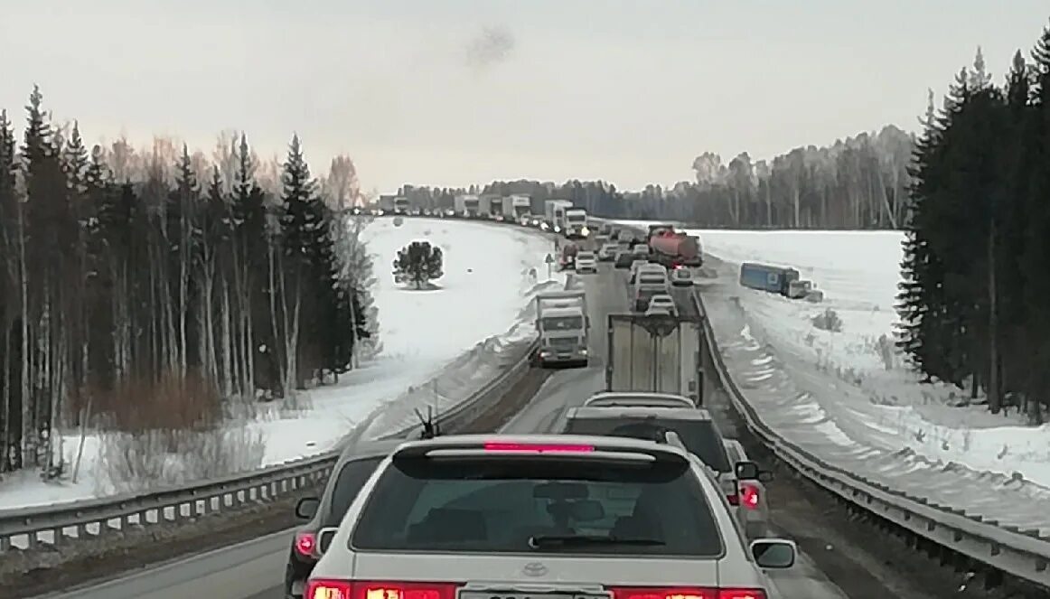 Балай красноярск. Трасса Канск Красноярск. Д Т П. автодорога Красноярск Канск. Авария на трассе Красноярск Канск. ДТП на трассе Красноярск Канск.