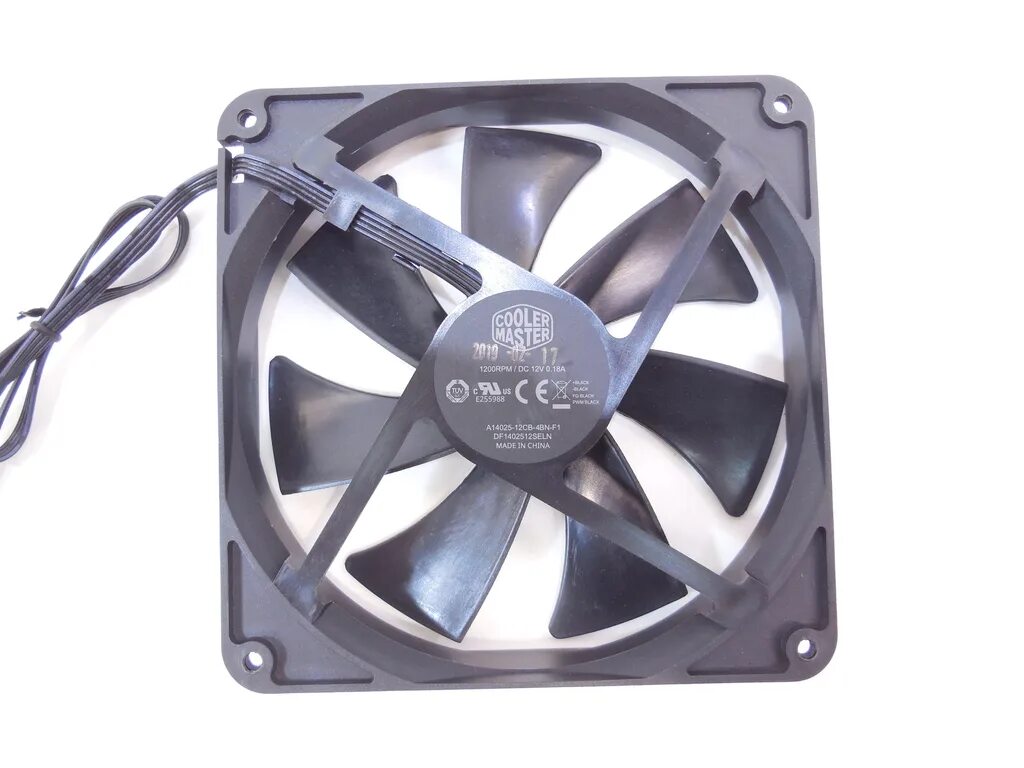 Вентилятор Cooler Master 140x140. Вентиляторы 140мм Cooler Master. Вентилятор 140 мм 2pin 220в. Вентилятор 140 мм габариты.