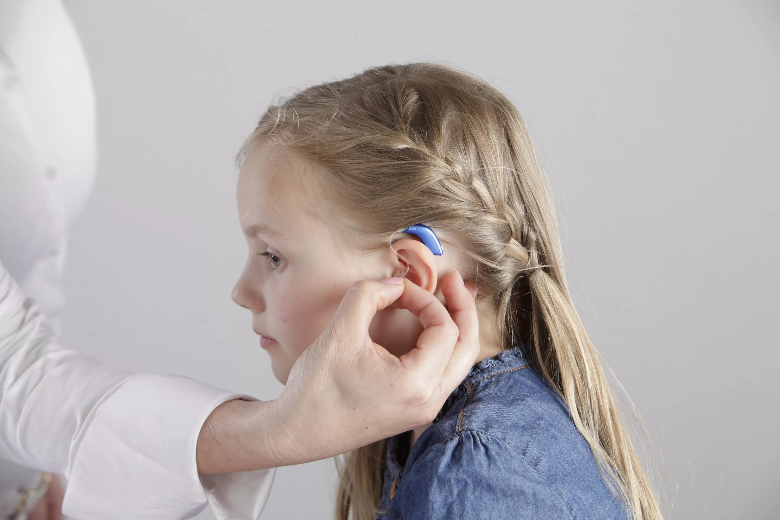 Нарушение слуха. Дети с нарушением слуха.. Слабослышащие дошкольники. Патологии слуха у детей.
