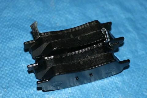 Колодки тормозные передние рио 3