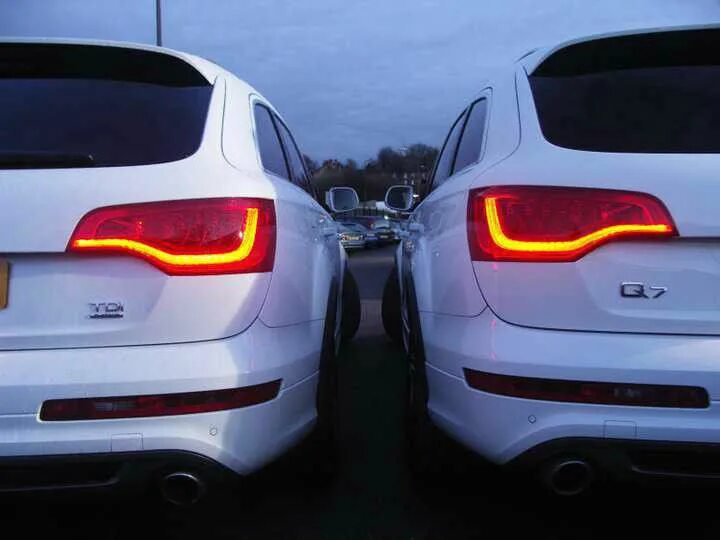 Фары q7 рестайлинг. Задние фары ауди q7. фонарь задний audi q5 fy. задние фонари audi q7 full led. задние фары ауди q7 рестайлинг.