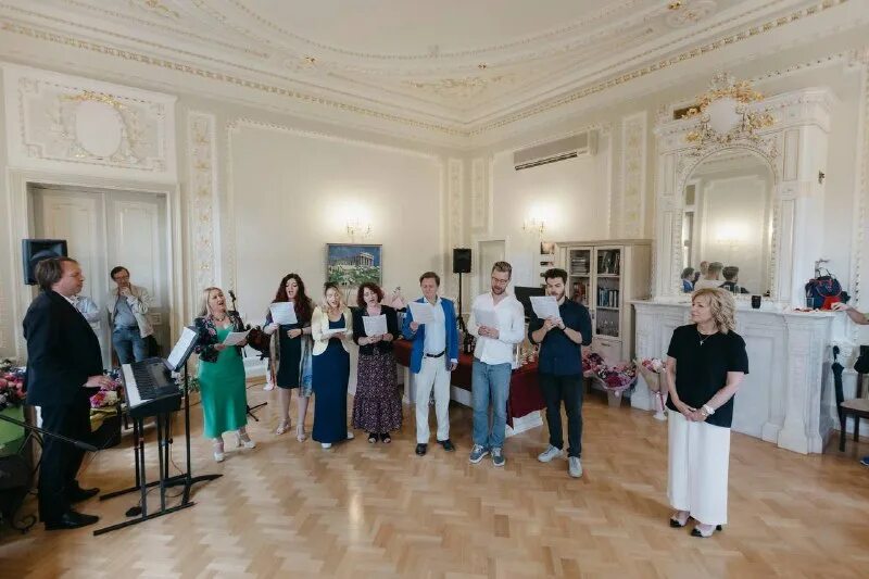 музыкальный театр имени шаляпина в санкт петербурге. амфитеатр зал шаляпина ессентуки. ленинградский мюзик холл здание. мюзик-холл (театр, санкт-петербург). музыкальный театр имени шаляпина в санкт петербурге.