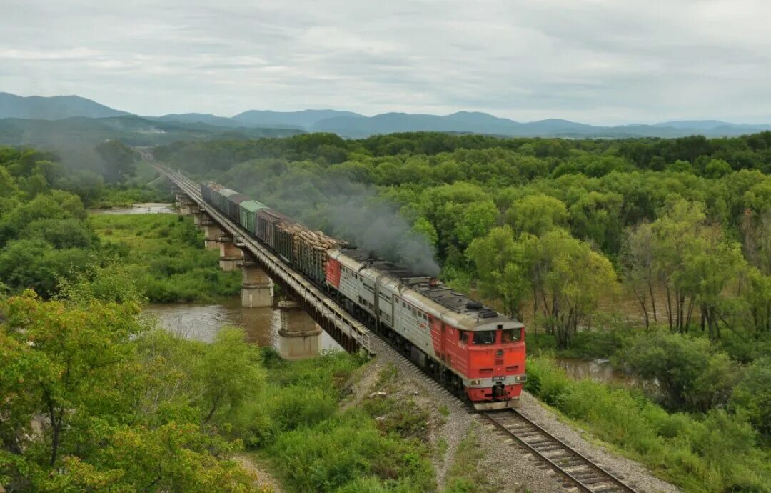 Поезда белогорск амурская область. Новочугуевка Приморский край. Железная дорога Приморский край вокзал. Уссурийск Дальневосточная железная дорога. Станция Сибирцево Дальневосточной железной.