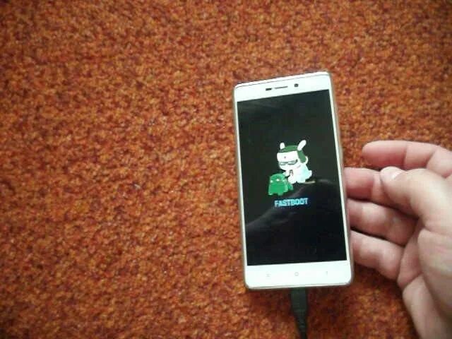 Не включается смартфон редми. Смартфон xiaomi redmi 4 (перезагружается). телефон не включается. xiaomi не загружается. что если не включается телефон xiaomi.