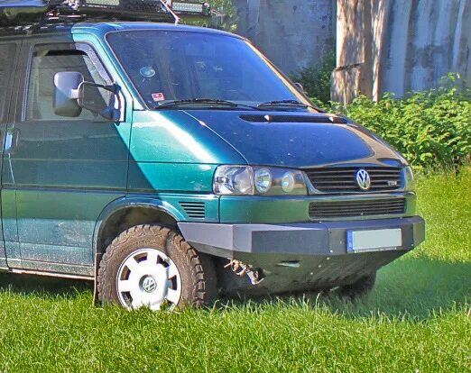 Транспортер т4 купить дизель. VW t4 Syncro. Фольксваген т4 дизель. Фольксваген т4 Мультивен синхро. Volkswagen t4 1999.