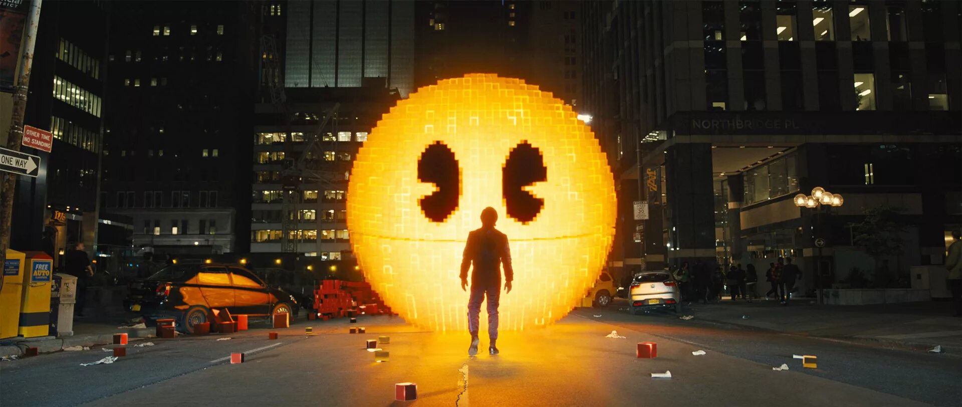 Пиксе дата выхода. Pacman пиксели фильм. тору иватани фильм пиксели. фильм пакман 2. фильм пиксели 1982.