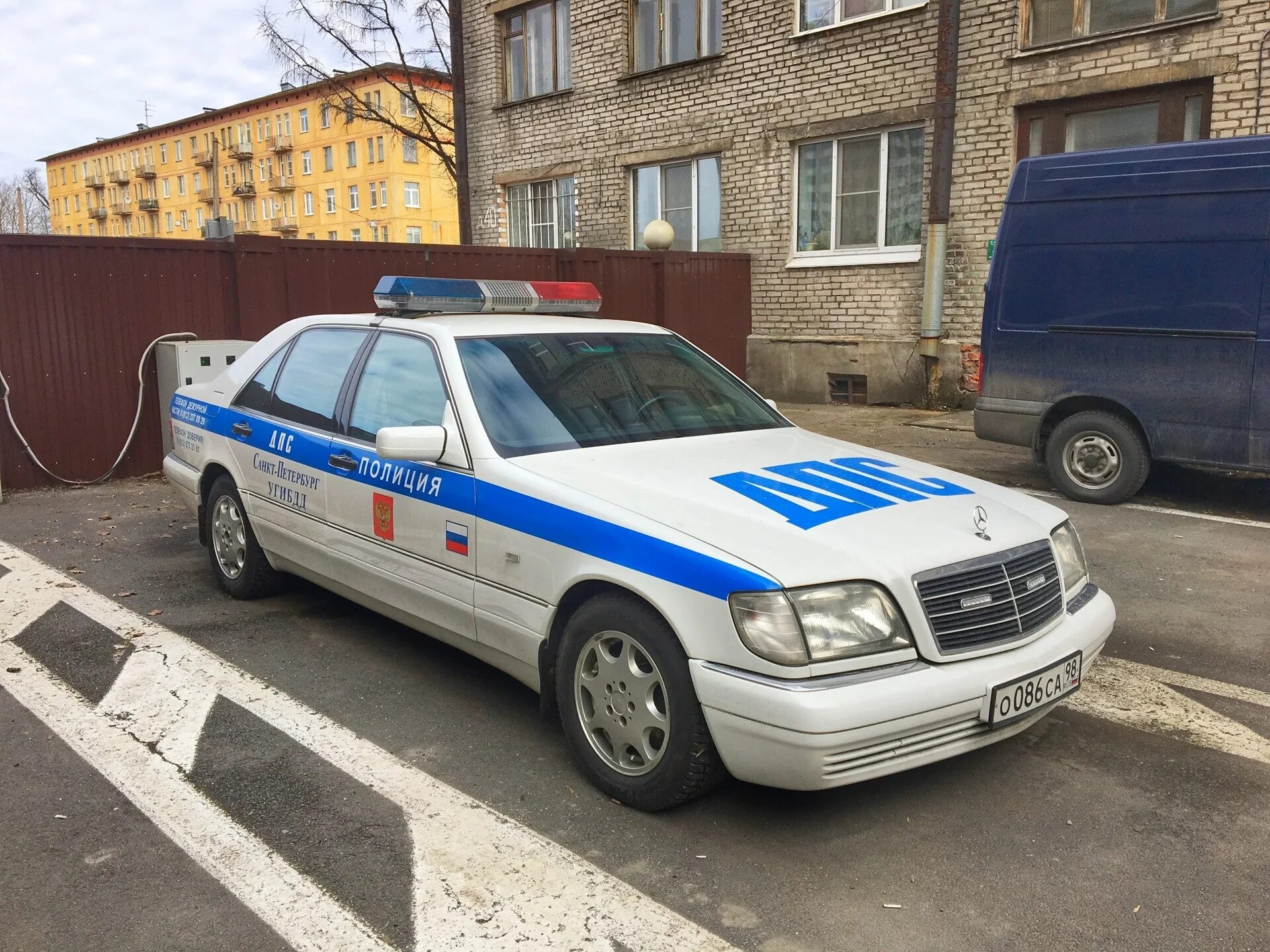 Мерседес w140 ДПС. Мерседес w140 полиция. Мерседес w124 полиция. Мерседес 140 полиция. Гибдд ленинградская телефон