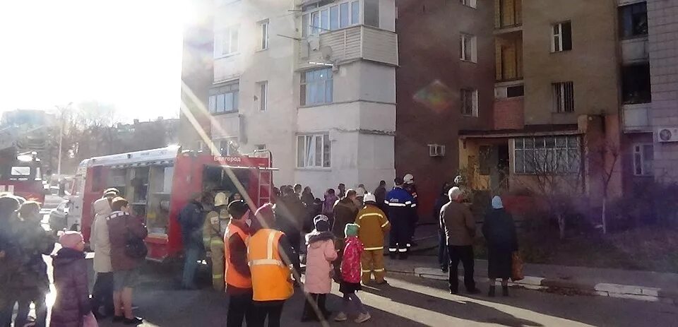 Проспект славы 125 пожар. Белгород сейчас пожар в центре. В Белгороде горит высотка. Белгород горит Энергоструктура. Сгорел слава