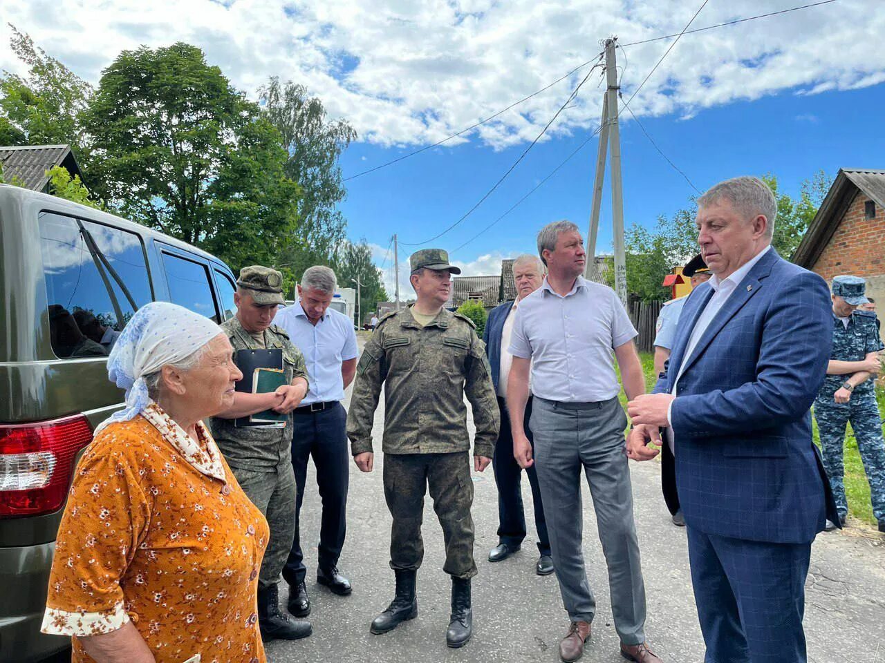 Брянские военные новости сегодня. Село Займище Брянской области. Богомаз в Клинцах 14 июня. Село в Брянской области обстрел. Село Займище Клинцовский район Брянская область.