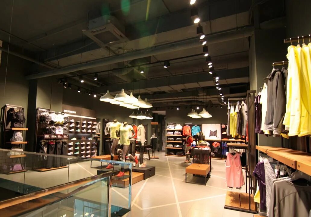 Лайт шоп. Lee. wrangler магазин принц плаза. магазин lightning store. nike атриум. свет шоп магазин.
