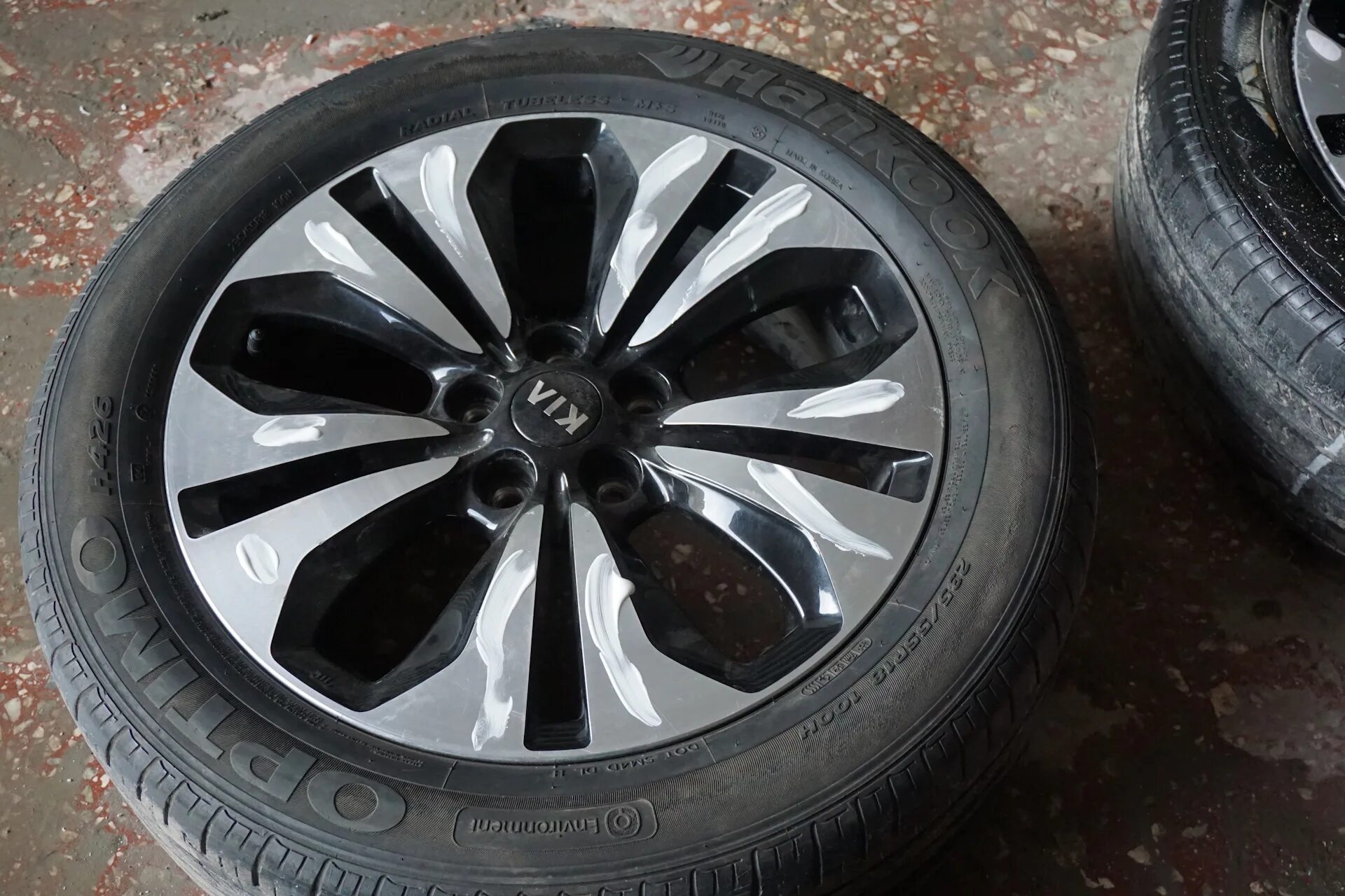Какие шины на 18 диски. Колеса kia sportage 3. kia sportage диски r18. kia sportage 3 диски r18. шины kia sportage 3.