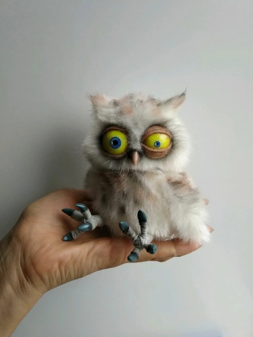 Силиконовая форма сова филин. Игрушка сова хибоу. Сова реалистичная. Гостиница вилла сова абхазия. Сова правосудия.