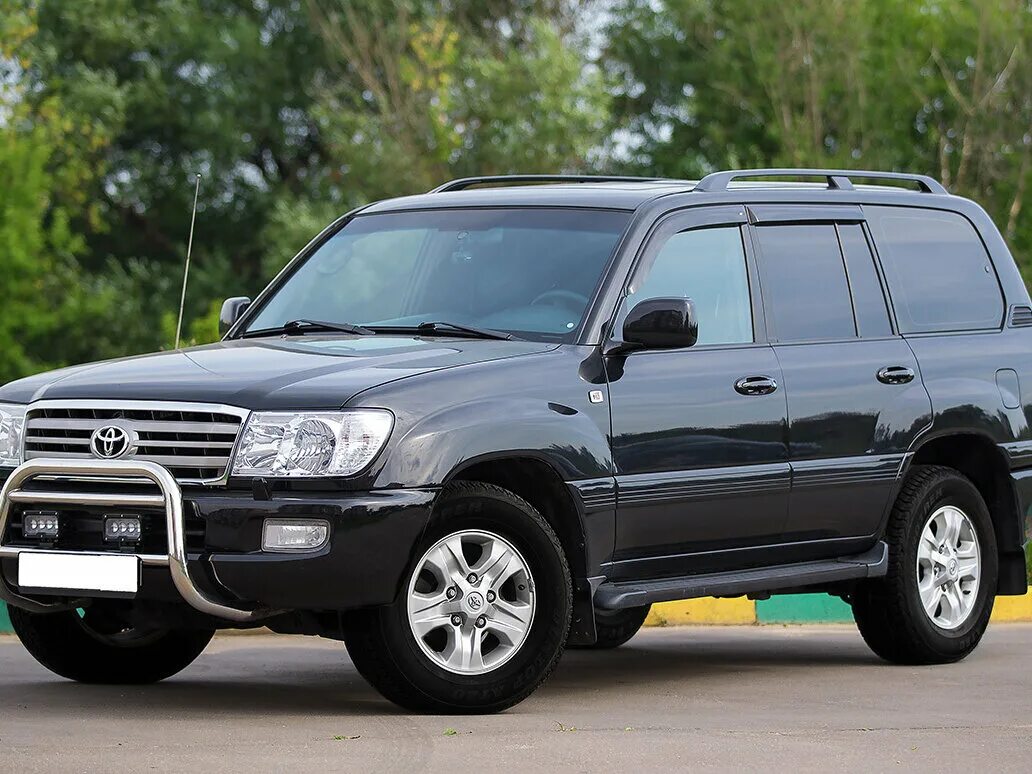 Купить б/у Toyota Land Cruiser 100 Series Рестайлинг 1 4.7 AT (235 л.с.) 4WD бен