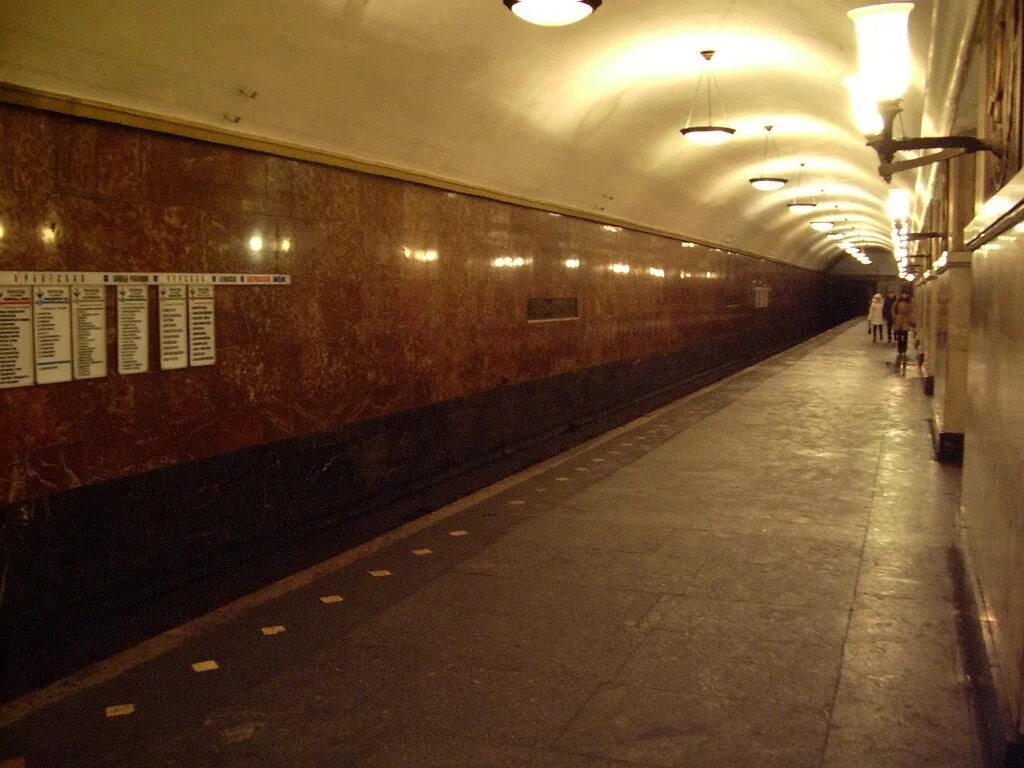Площадь ильича вестибюль. Метро коричневая. Метро коричневая. Станция метро казаковская. Вестибюль метро саларьево.