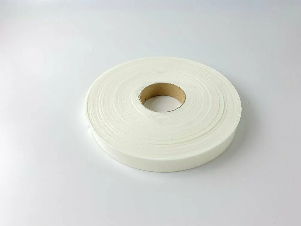 самоклеющийся ппэ. лента уплотнительная ппэ 3х30. лента ппэ уплотнительная 50ммх30м. лента уплотнительная ппэ 3х30. рулон isolon tape 500 3005 la vb 1м 5мм.