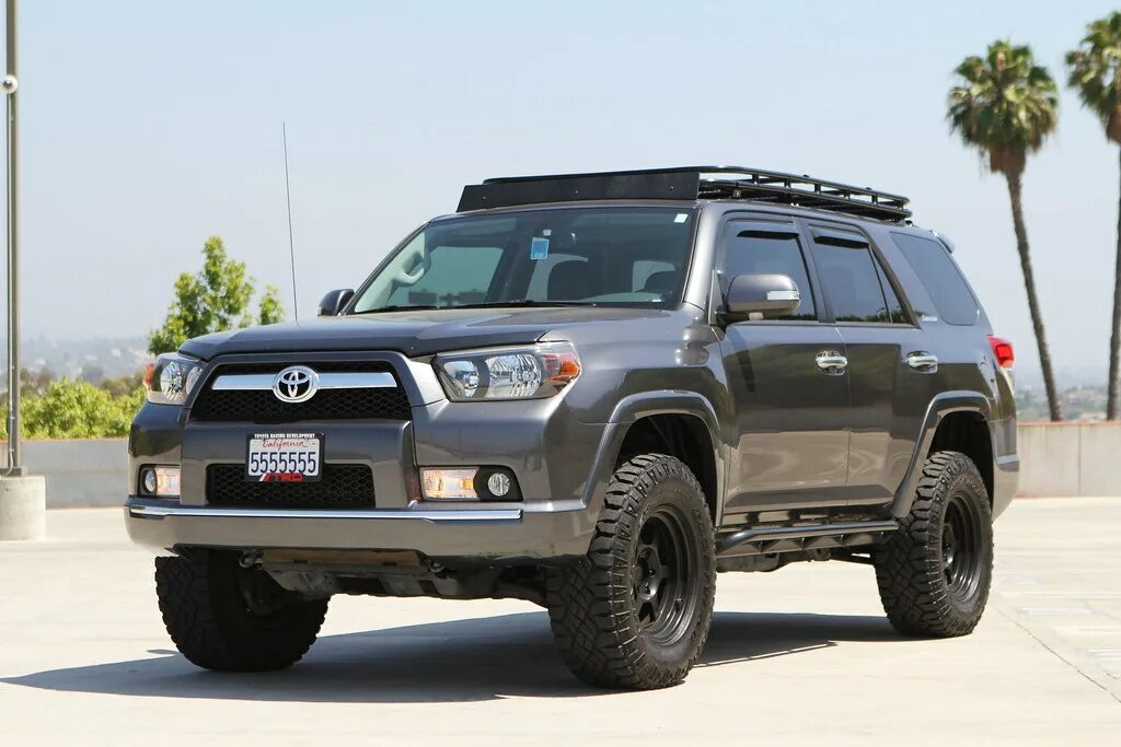 Toyota 4runner 2024. Тойота 4 раннер. Toyota Runner 4runner. Toyota 4runner 2023. Toyota 4runner 96.