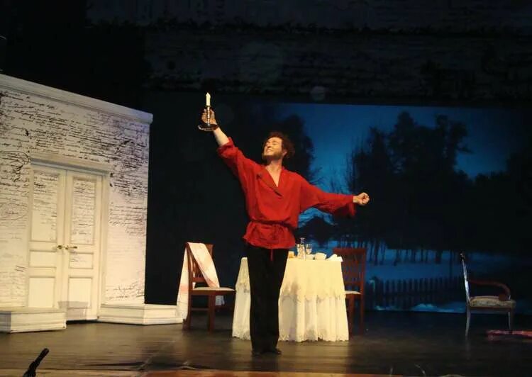 малый театр сказка о царе салтане. постановка по пушкину. спектакль пушкин. безруков и снаткина пушкин спектакль. город пушкин спектаклю.