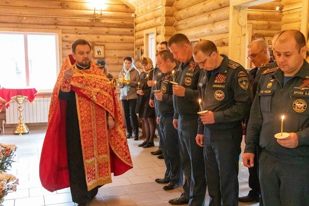 храм георгия победоносца бриньковская инстаграм. иерей вячеслав каплин. бриньковской. тихвинский храм брянск настоятель. сотрудник мчс.