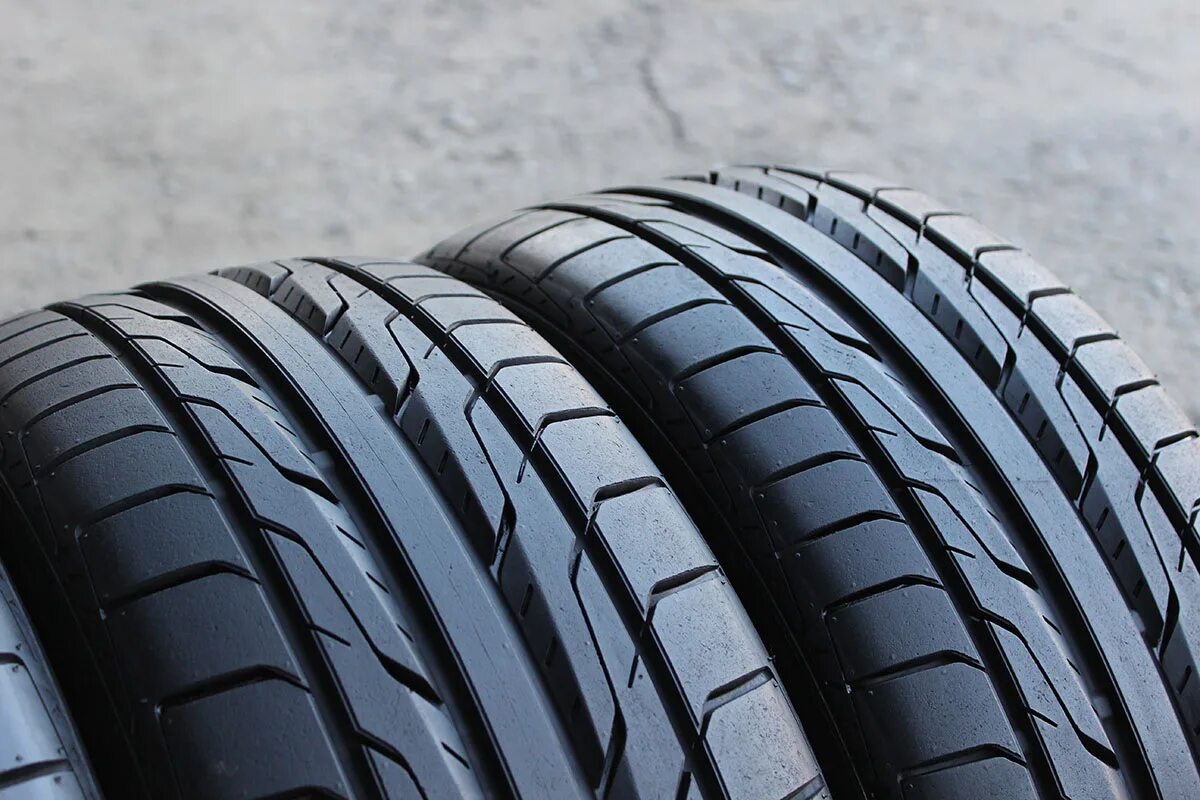 Шины тоя лето купить. Toyo DRB 215/50 r17. Toyo DRB 225/50 17. Toyo 225/50 r17 лето. Toyo 215/55 r17 лето.