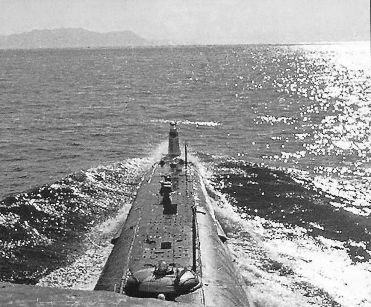 5 пл ру. Подводная лодка пр 613. А615 подводная лодка. Подводные лодки бухта Нагаева. Подводные лодки проекта 613 в порту Лиинахамари.
