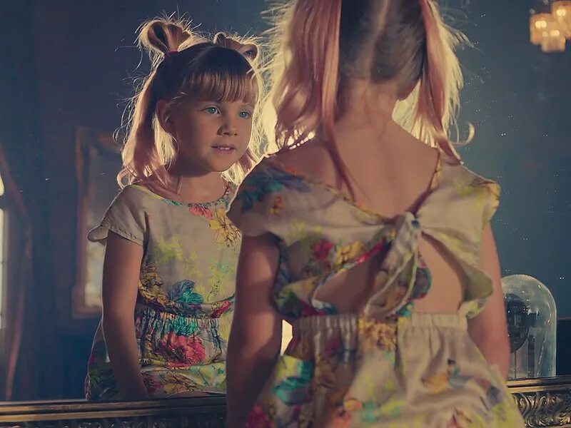 майли сайрус из клипа. продиджи видеоклипы. отрывки клипов. омен продиджи клип. Billie eilish bad guy.