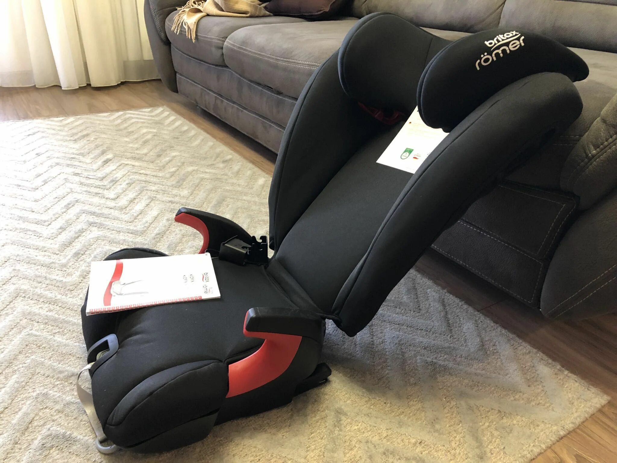 Кресло britex romen adventure. Britax romer adventure plus. Бритакс ромер автокресло 15-36 изофикс. Кресло britax romer adventure. Kidfix sl бустер.