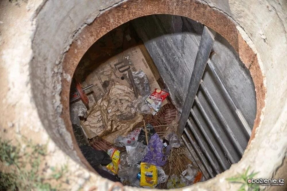 Мальчик в колодце в марокко. 32 метровый колодец мальчик. Бросить газовые гранаты в открытые колодцы. Сон ребенок в колодце. Опасный колодец.