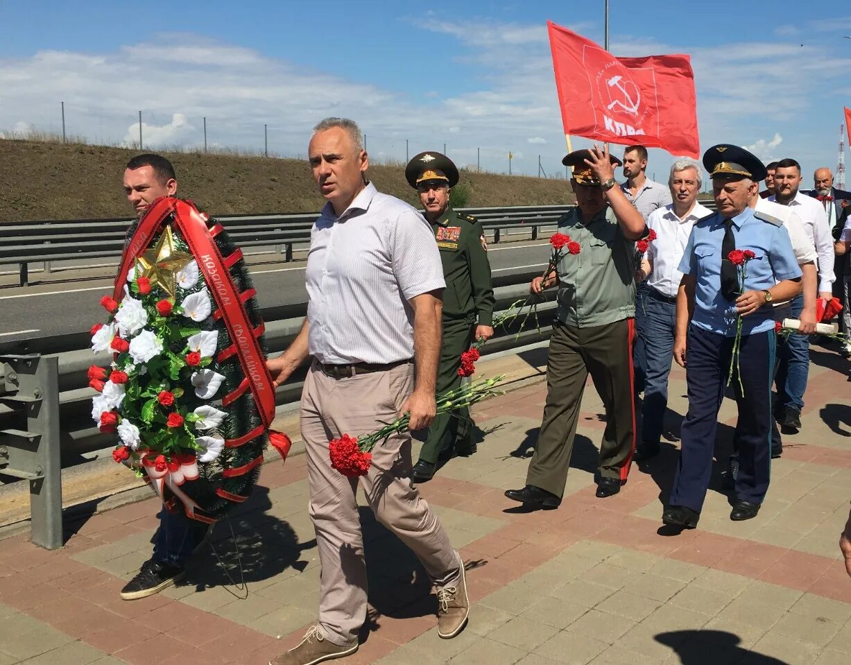 Что произошло на кущевском аэродроме. Станица кущевская аэродром. Станица кущевская авиабаза. Что произошло на кущевском аэродроме. Что произошло на кущевском аэродроме.