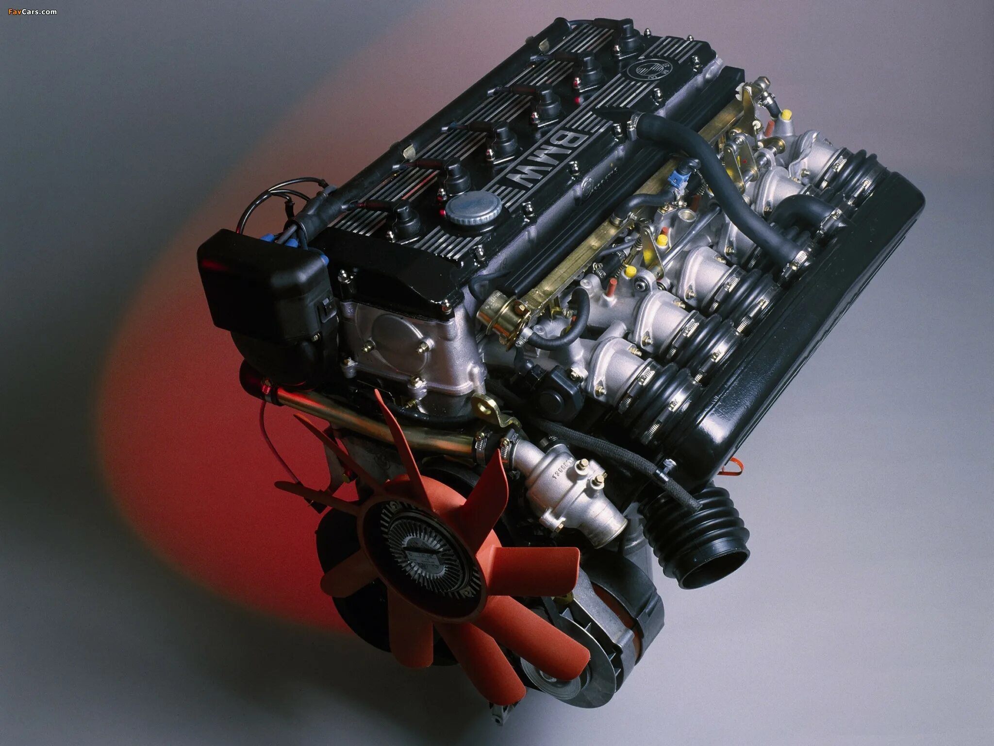 В цехе 6 моторов для каждого мотора. BMW m30b35. BMW m30 engine. BMW m120. Двигатель BMW m30b35.