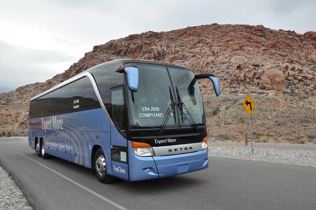 Туристический автобус ехал. Setra TC 417. Setra Bus. Туристический автобус Setra. Setra 2010.