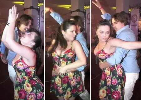 Маскүнем әйелдердің порнофотосуреттері