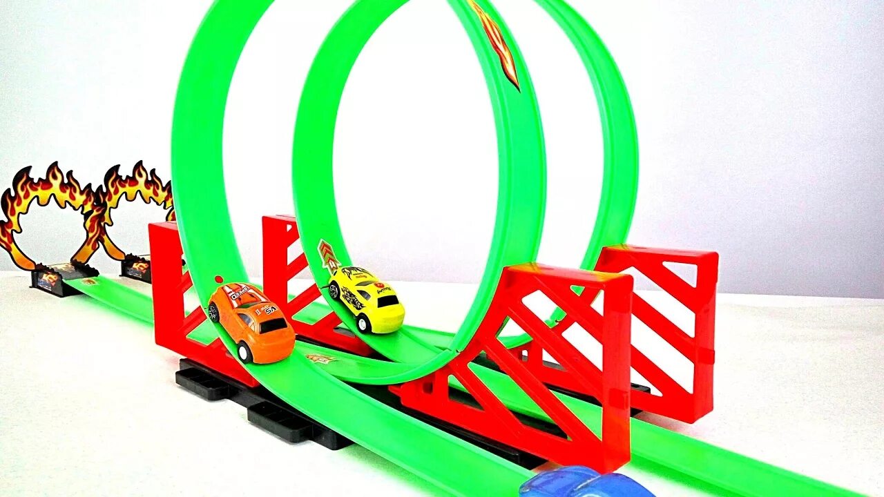 Трек хот вилс slot car track set. 000. Хот вилс собираем. Трассы хот вилс. Хот вилс собираем.