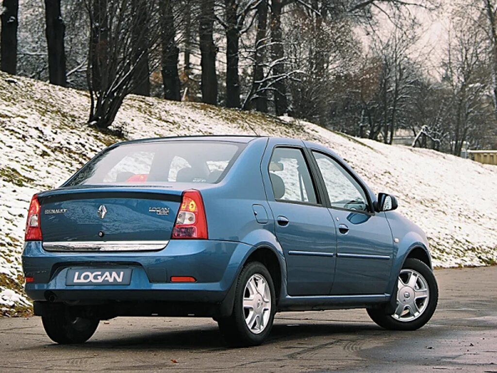 Логан рено усиливаем. Рено Логан 2011. Renault Logan 2009. Рено Логан 1 поколение. Renault Logan 10.