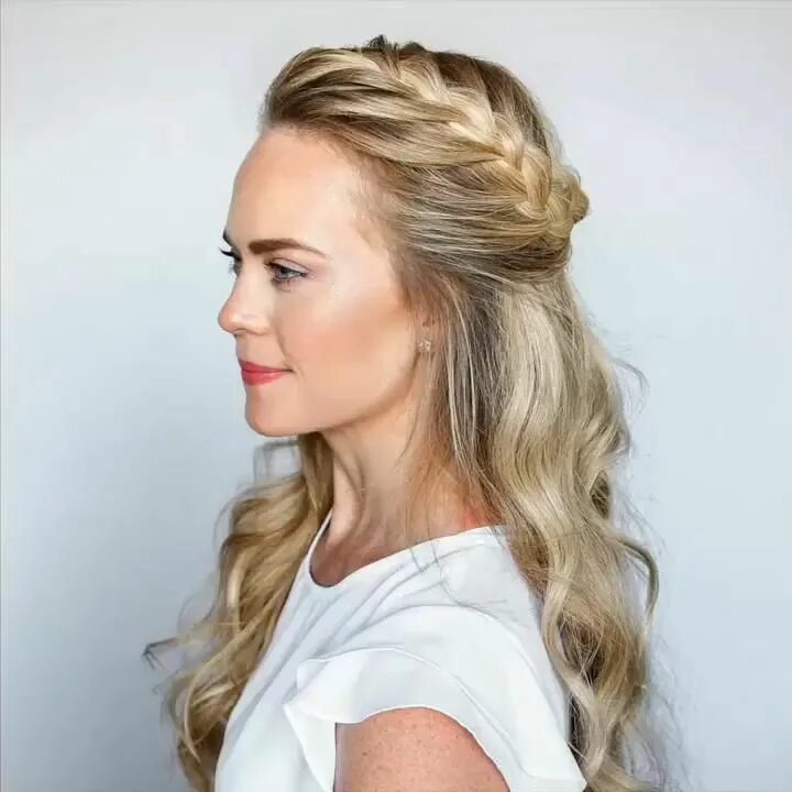Французские косички boxer-braids. Коса спереди. Тугие косички. Прически с косичками. Прически с косичками.