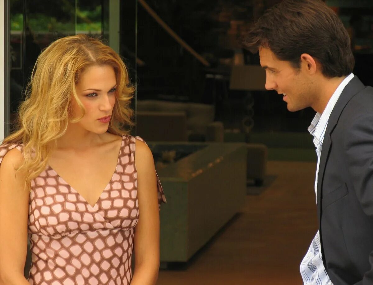 северный берег сериал 2004–2005. северный берег сериал. аманда ригетти северный берег. аманда ригетти северный берег. North shore сериал.