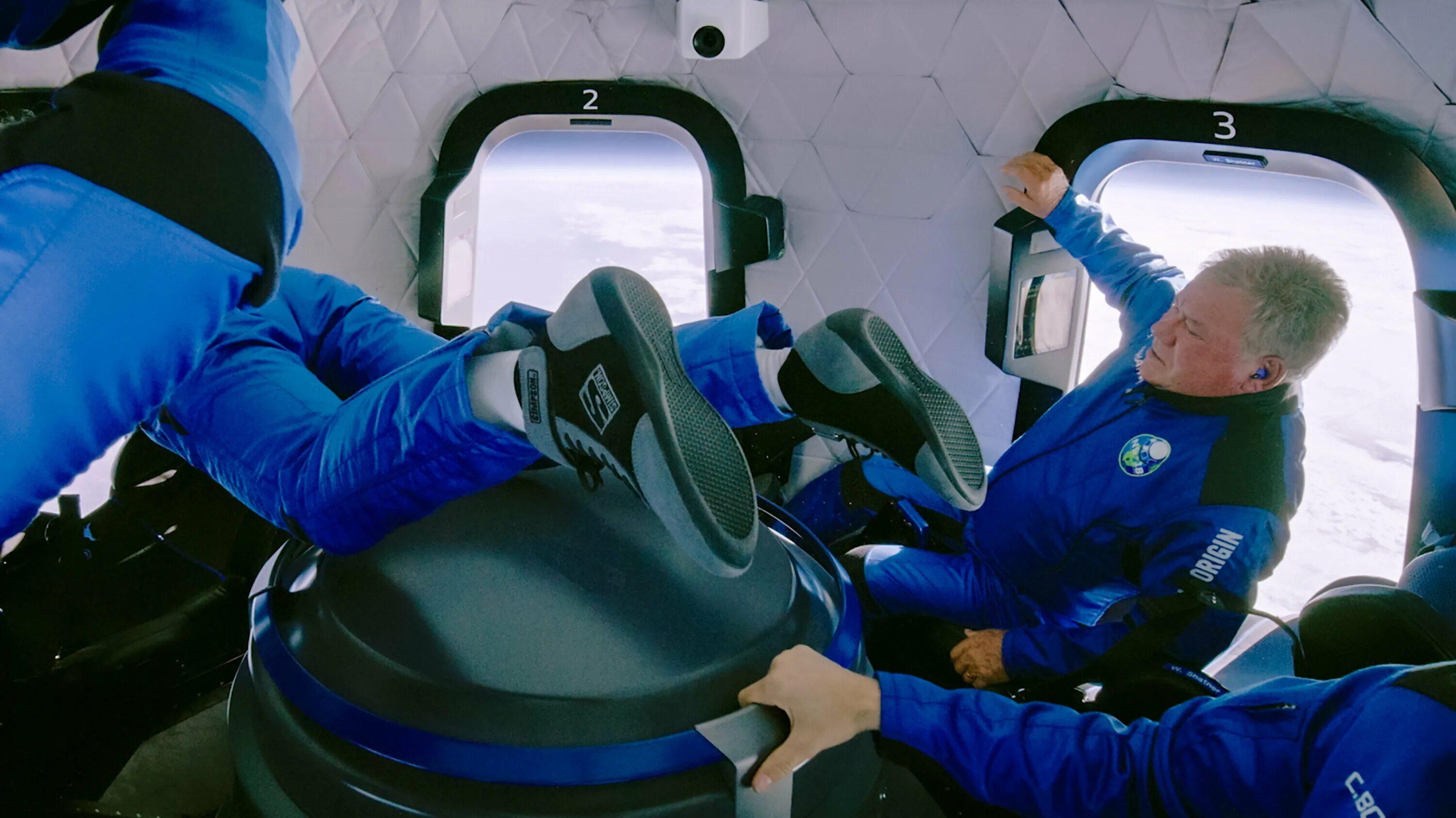 Press float space
