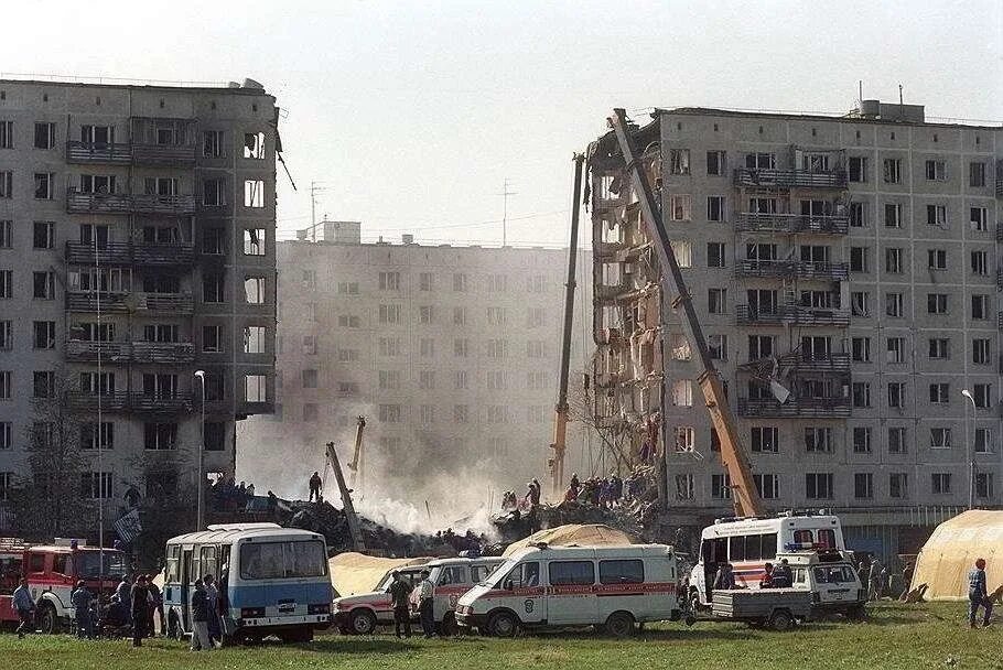 Гурьяново. Взрыв дома на улице Гурьянова 1999. Теракт на улице Гурьянова 1999 в Москве. Улица Гурьянова 1999.