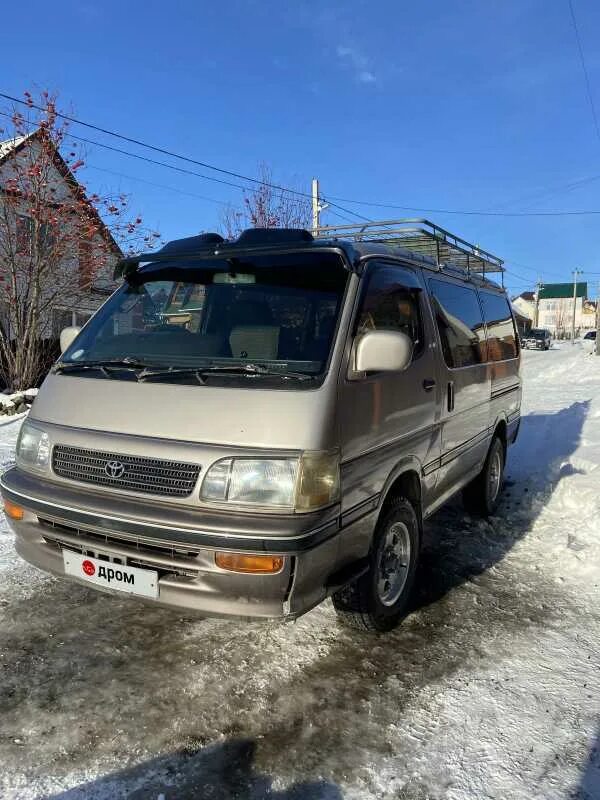 Дром горно алтайск тойота. Toyota Hiace 1994. Тойота Хайс 1994г. Тойота Hiace 1994 год. Тойота Хайс 1994 пикап.