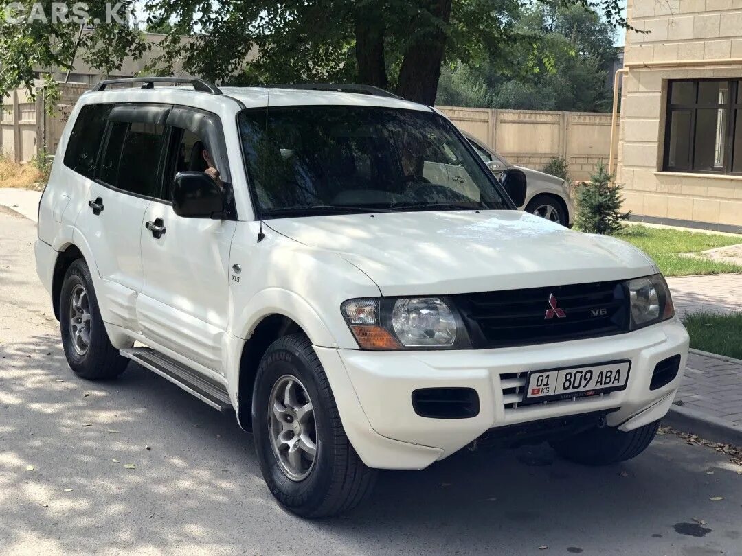 Митсубиси монтеро 1 поколение. Mitsubishi Montero 3. Мицубиси Монтеро 3 2001г. Митсубиси Монтеро 3 белый. Mitsubishi Montero 3.6.