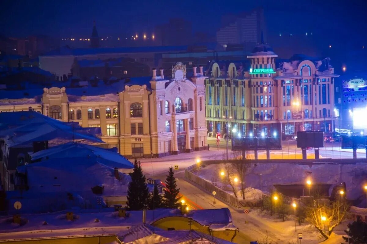 Город томск страна. Томск центр города. Центр Томска зимой. Город Сибири Томск. Ночной Томск зима.