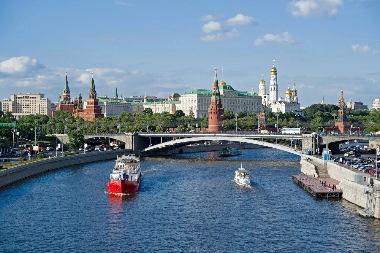 Москва открытое 16. Москва река 2000. Реки Москвы. Москва река в Москве. Столица Москва и река Моска.