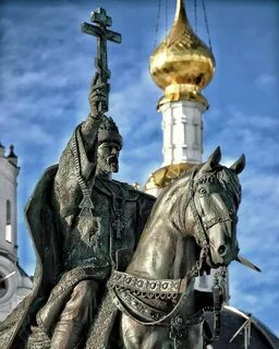 Памятник в честь ивана 4