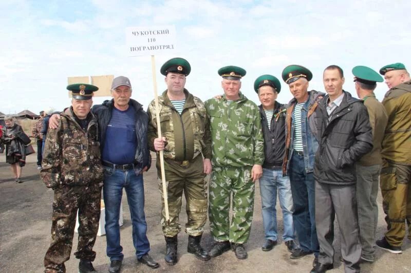 Пограничное братство. Минусинск Красноярский край боевое братство пограничников. Тарусское братство пограничников. Часовые родины стоят