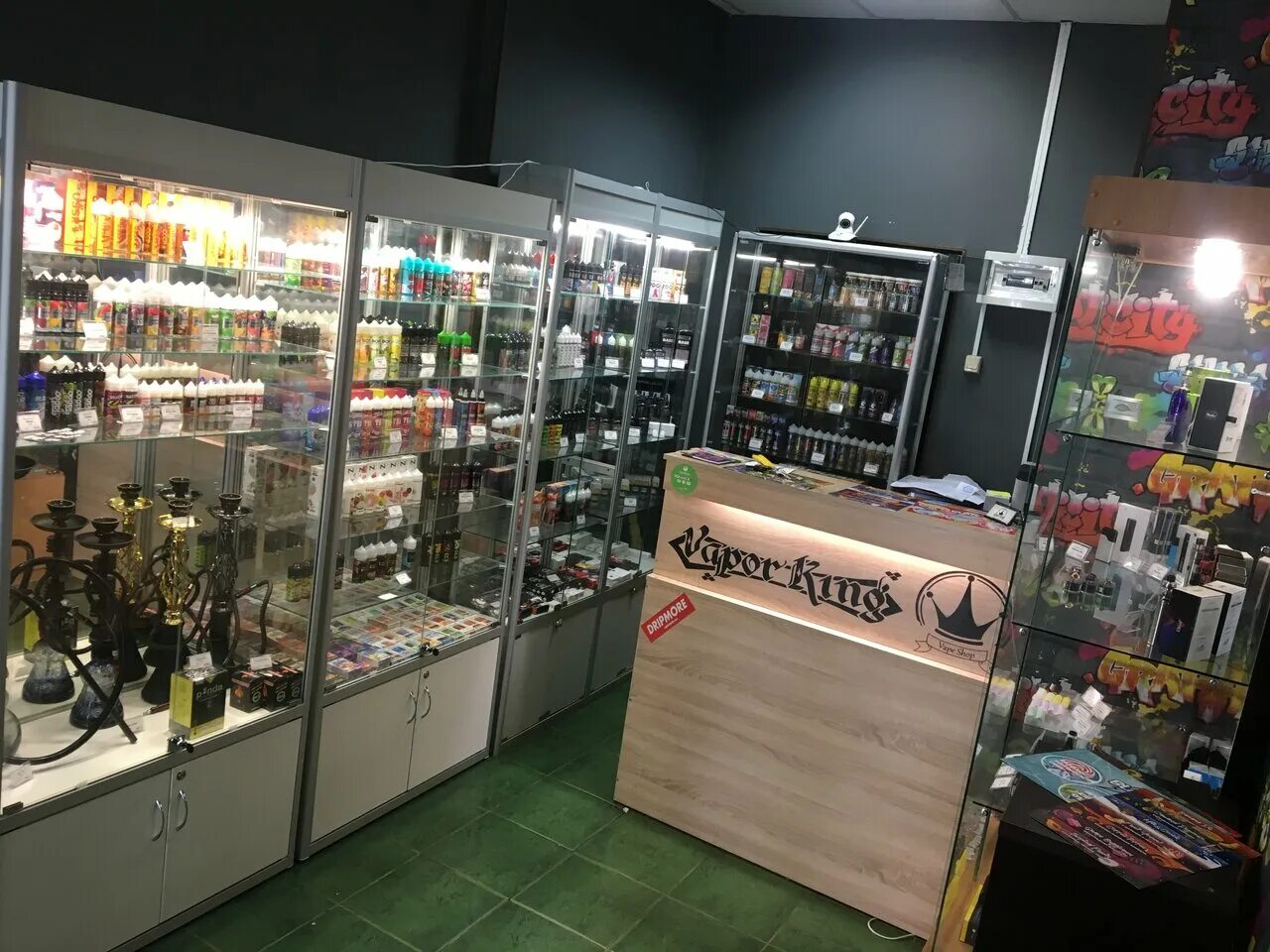магазин железнодорожный вейпы. кемерово магазин вейпов. магазин вейп шоп. вейпы и электронные сигареты магазин. коннор улан удэ вейп шоп.