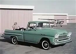 Https chevrolet auto ru. Chevrolet Apache. Chevy 62 Pickup. Шевроле 56 года. Шевроле Апачи 1959 на поле.