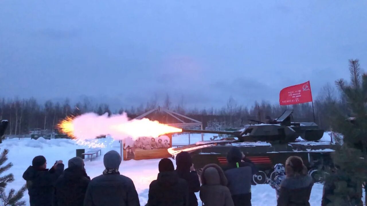 Воентур 4 читать полностью. Армата тур. База Фотон катание на танке. Армата тур катание на танках. Турбаза Фотон танки.