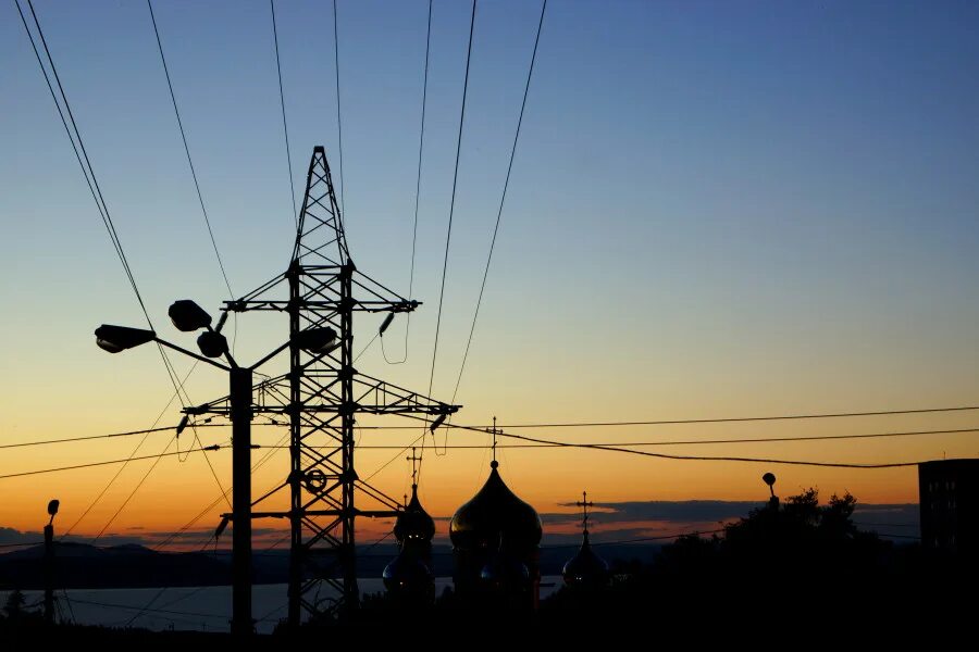 Линии электропередач. Харитонов крымская энергосистема. Энерго сети. Электроэнергетическая промышленность. Лэп.