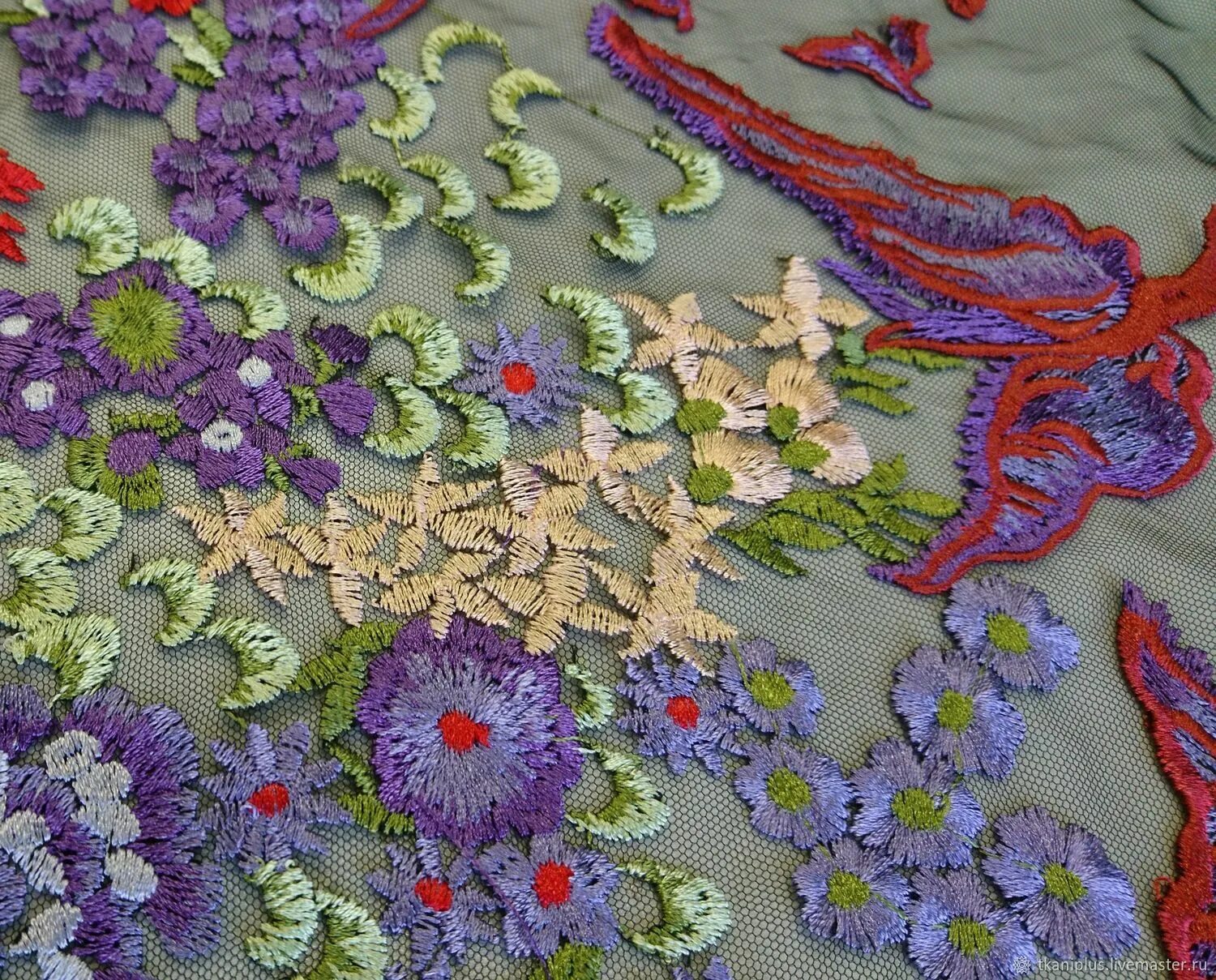Вышивка декоративная сетка. Якобинская вышивка шов. Люневильская вышивка ирисы. Вышивка мулине на ткани. Барджелло стежка.