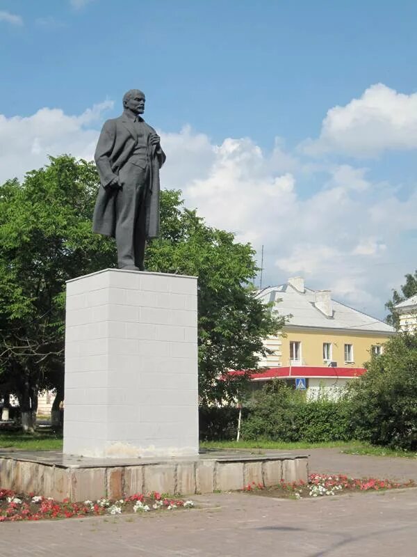 Площадь Ленина Заволжье. Заволжье Нижегородской области. Г Заволжье Городецкий район. Памятники в г Заволжье Нижегородской области. Сайт заволжье нижегородской области