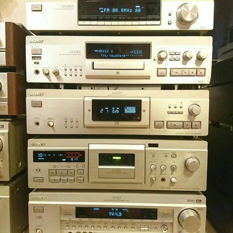 Sony es hi-fi. Sony ретро. Винтажная hi fi аппаратура sony. Hi fi audio винтаж vintage. Hi es.